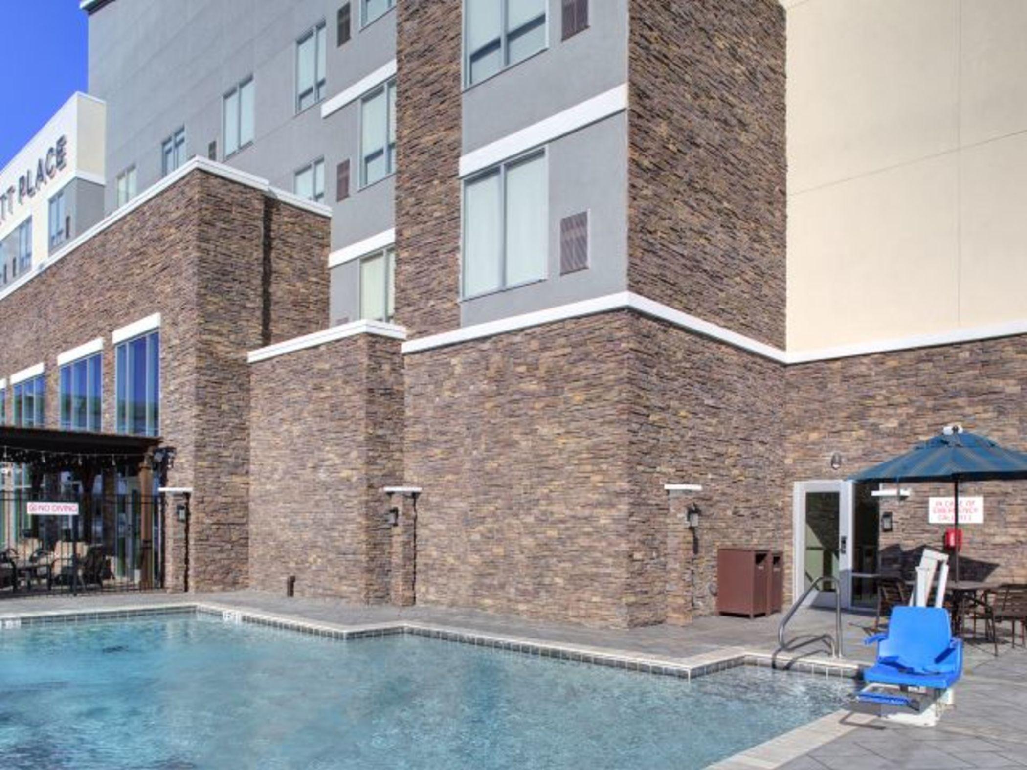 מלון Hyatt Place Dallas/דה קולוני מראה חיצוני תמונה